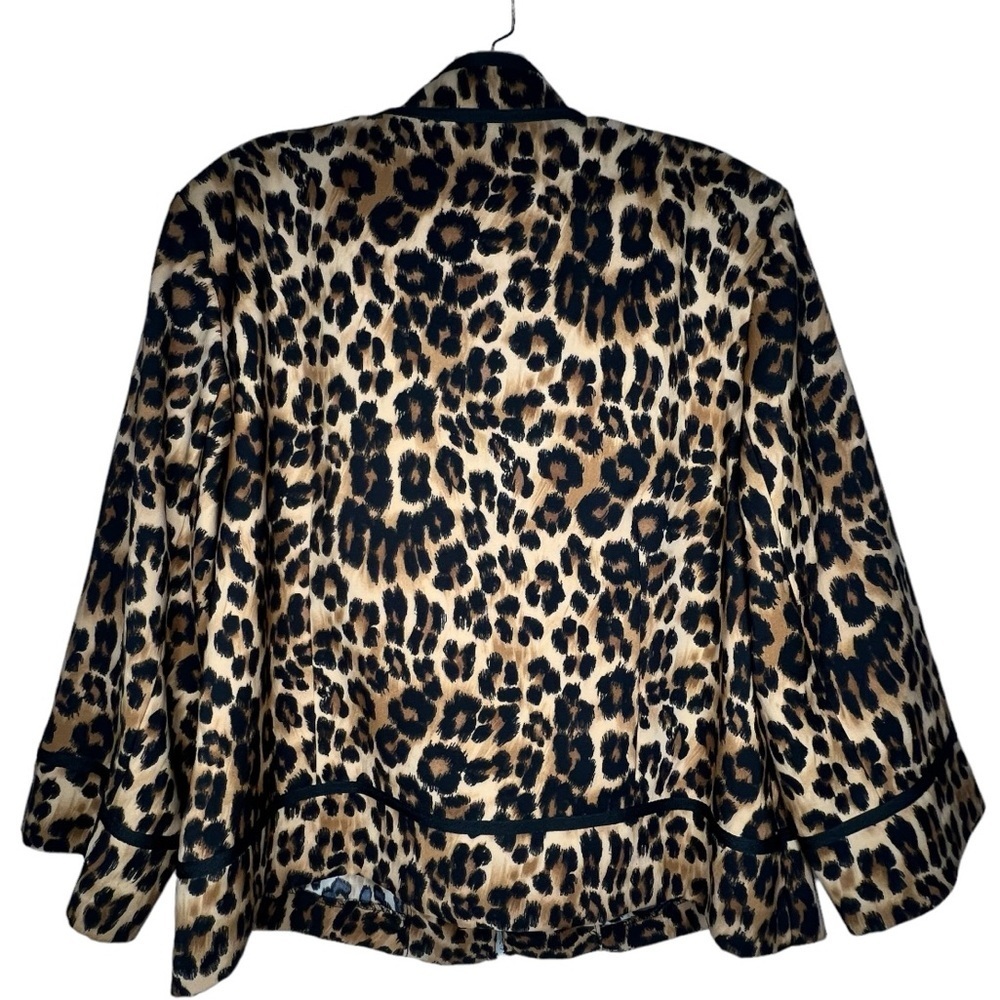 Brandon Thomas Leopard Print Jacket - Picture 4 of 5